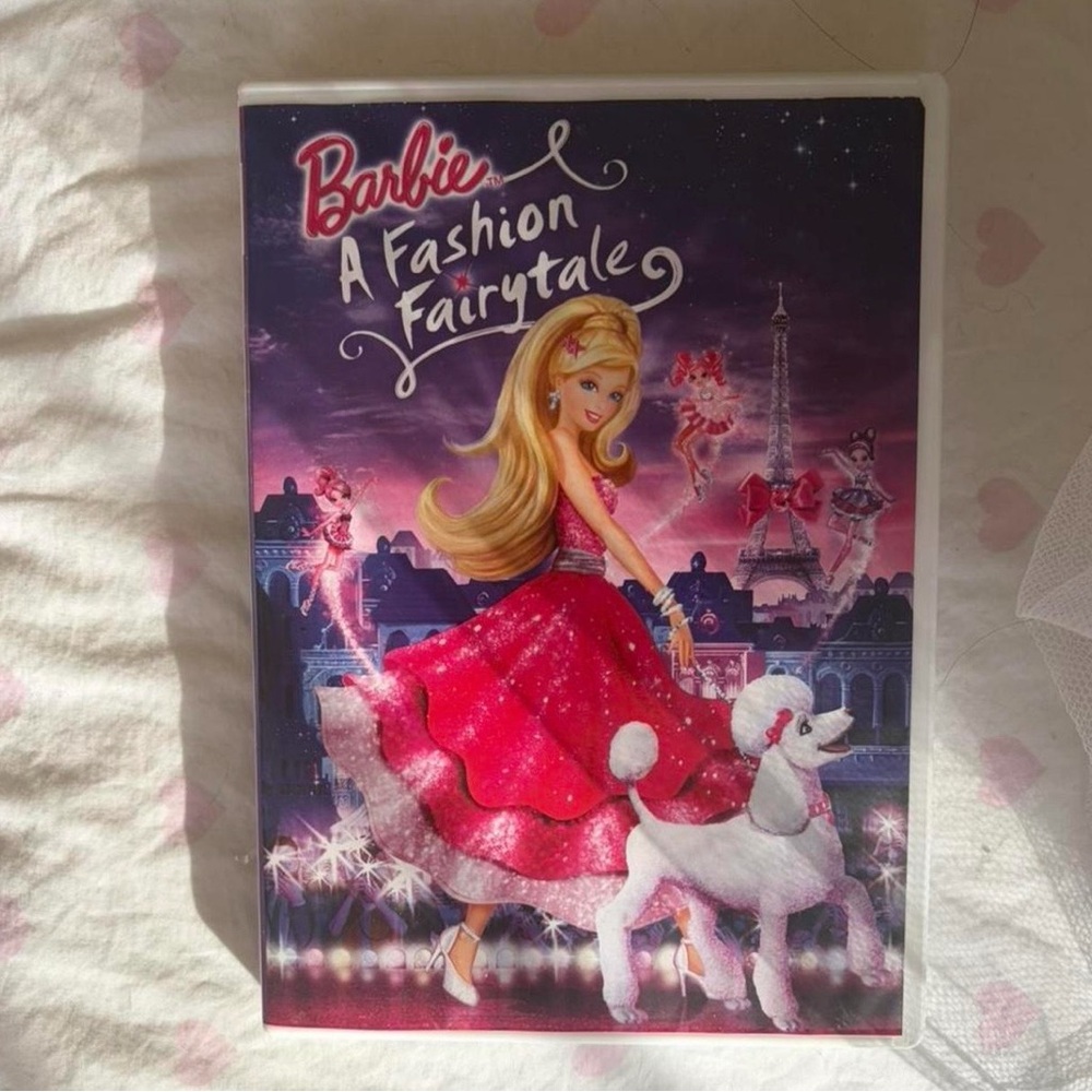 ❤︎⁠ 🫧🧸Barbie A Fashion Fairytale DVD -